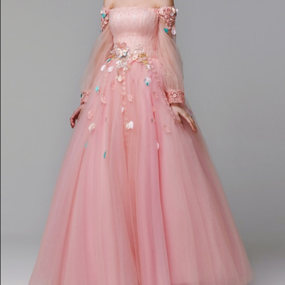 A-line pink blush fairytale prom dress NEVER WORN